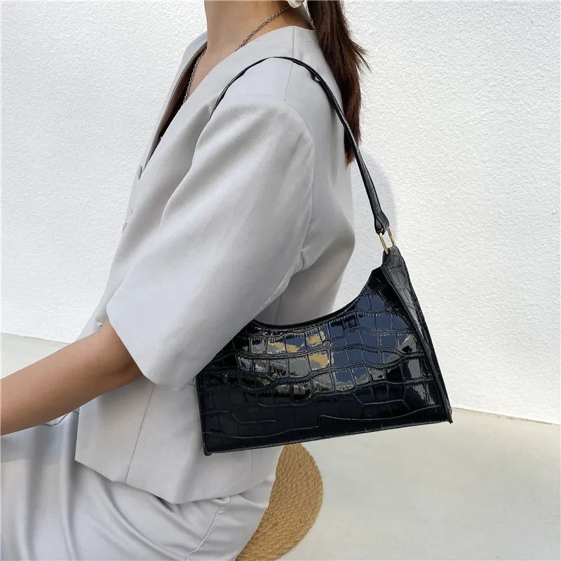 Retro Alligator Pattern Female Small Handbags and Purse Armpit